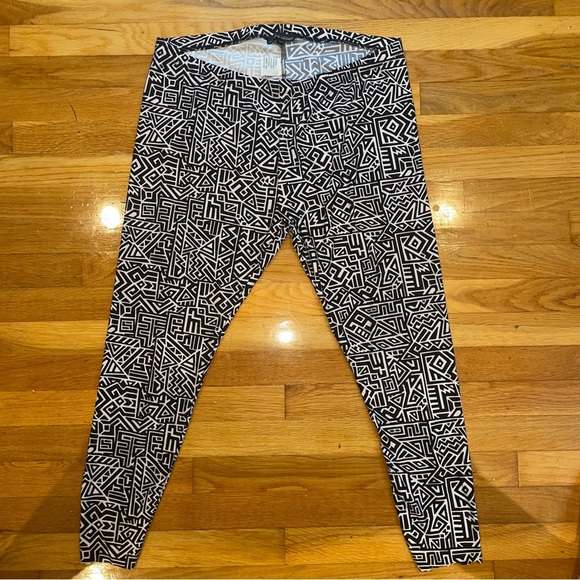 Love University Pants/Leggings Plus Size 1X - Picture 4 of 7